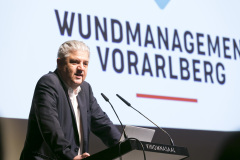 Rankweil am 15.11.2024 LKH Landeskrankenhaus Rankweil, Tagung Wundmanagement, Eroeffnung Prim. Robert Strohal, Referent Hauke Cornelsen