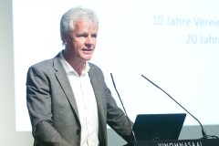 Rankweil am 29.4.2022 10 Jahre Verein Wundmanagement Vorarlberg und 20 Jahre Dermatologie im LKH Landeskrankenhaus Feldkirch. Gruppenfoto mit Dir. Gerald Fleisch, LR Martina Ruescher, Prim. Strohal, Gilbert Haemmerle, aus Innsbruck Dr. Schmuth Matthias. Redner  Dr. Eberlein Thomas